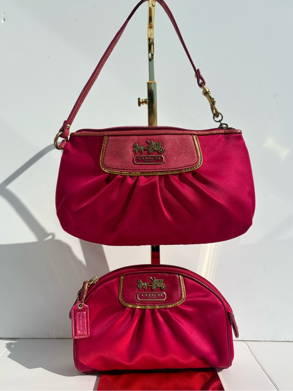 Coach Amanda Magenta Hot Pink Satin Clutch Wristlet Cosmetic Pouch Makeup Bag